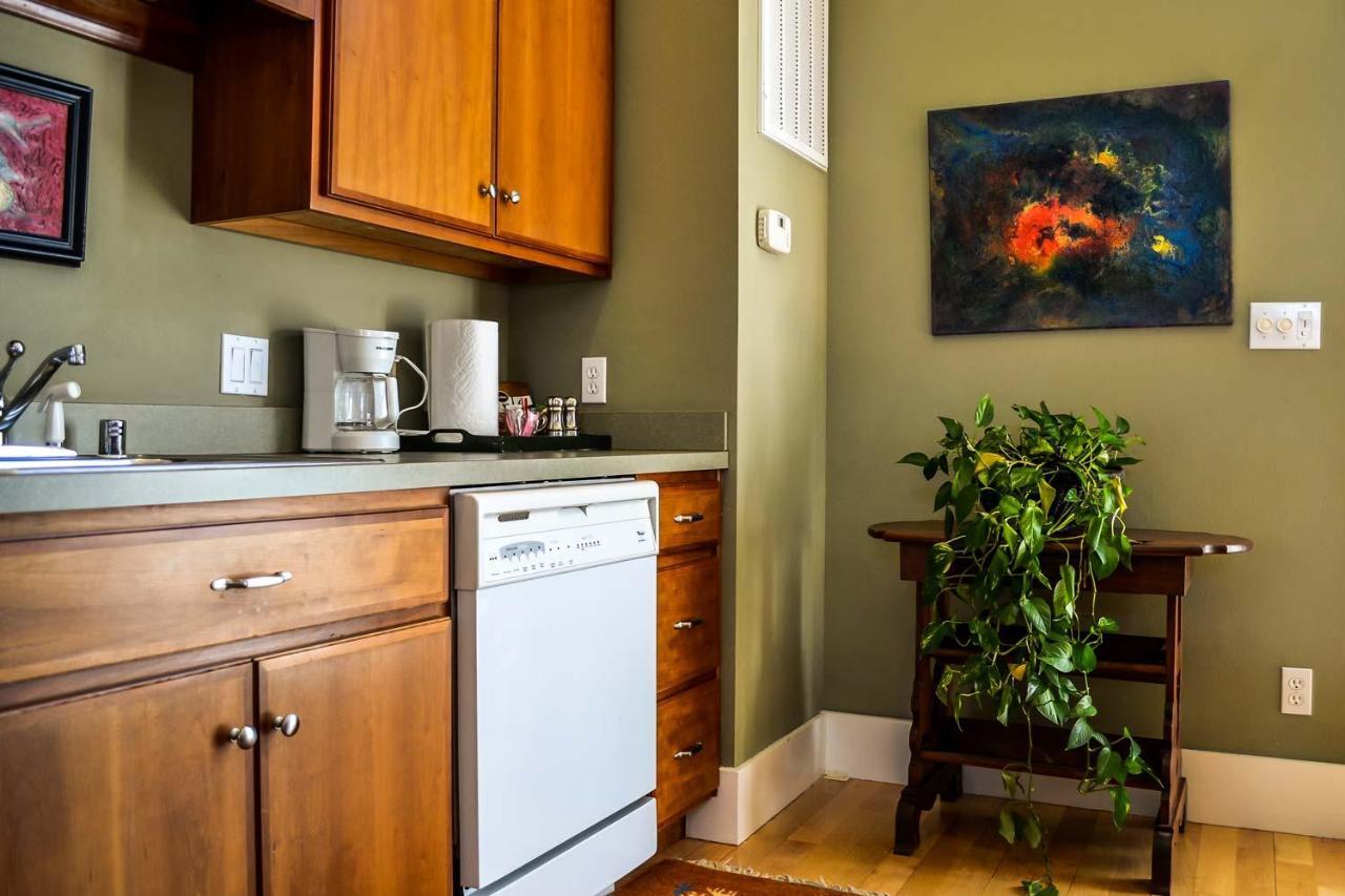 Dickson Street Bed & Breakfast 费耶特维尔 外观 照片