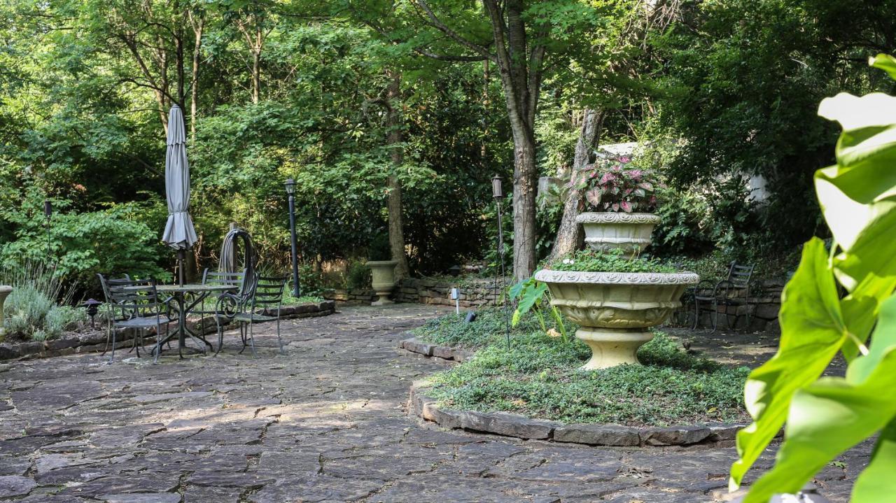 Dickson Street Bed & Breakfast 费耶特维尔 外观 照片